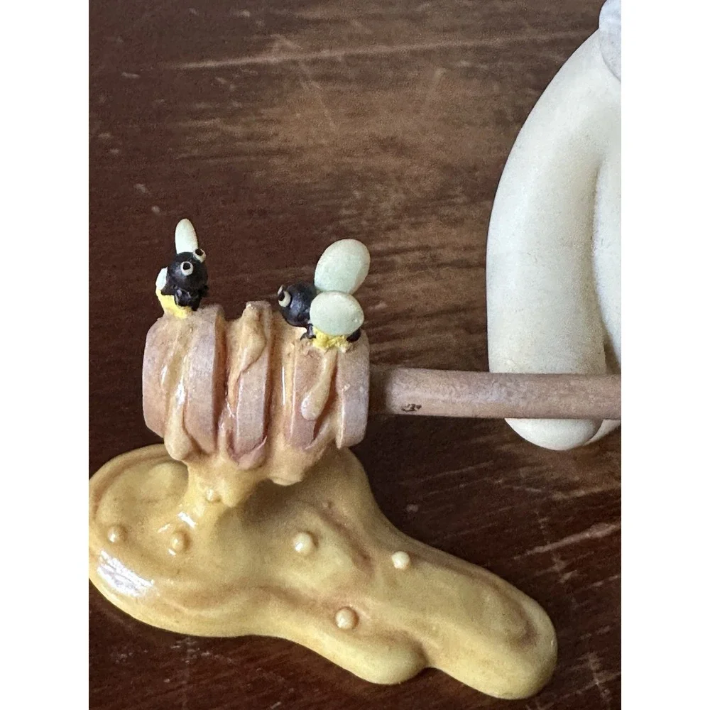 Pillsbury Doughboy Danbury Mint HONEY OF A RECIPE 2002 Figurine